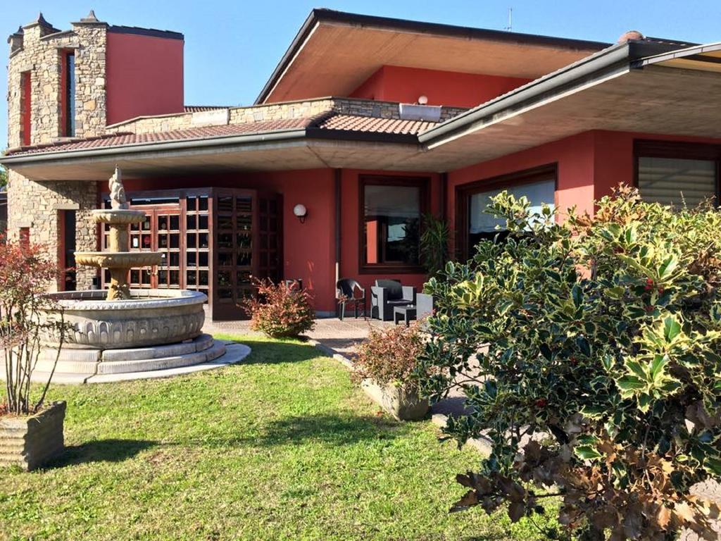 Hotel Il Leone D'Oro Telgate Zewnętrze zdjęcie