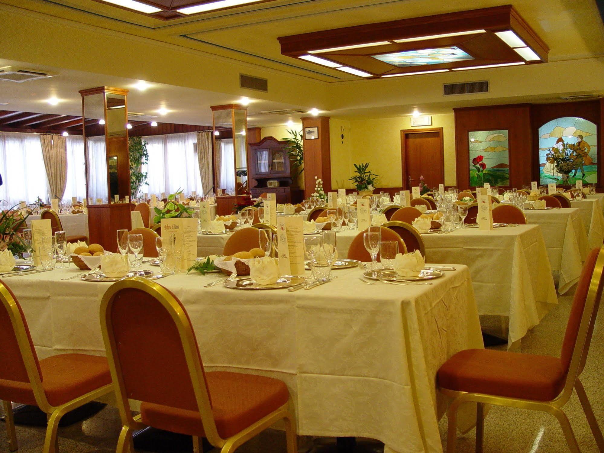 Hotel Il Leone D'Oro Telgate Zewnętrze zdjęcie